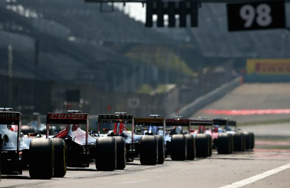 20 cars ready for the start of the Chinese Grand Prix 2015