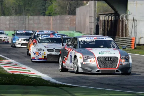 Ex-DTM driver Tomas Kostka is the spearhead of Audi