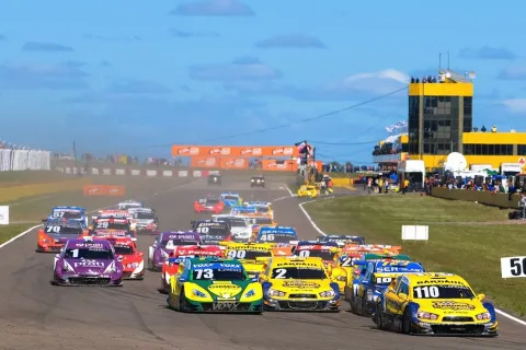 For the first time in the Stockcars: start with reverse grid