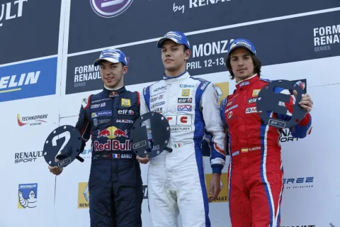 Podium 1: Will Stevens ahead of Roberto Merhi and Pierre Gasly