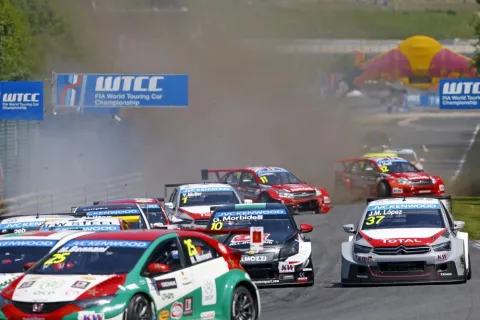Start crash in race 2: It goes wrong for Muller, Huff and Thompson