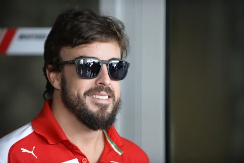 For the last time in red: Fernando Alons