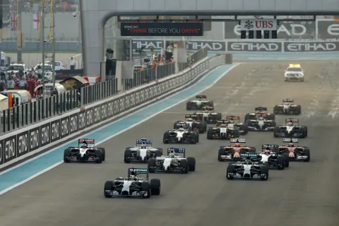 Start of the race in AbuDhabi