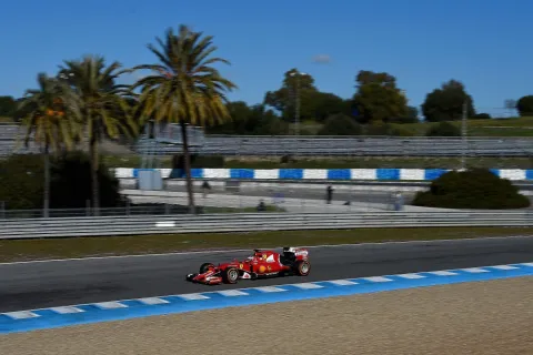 Ferrari under the palm trees: Kimi Raikkonen at Jerez