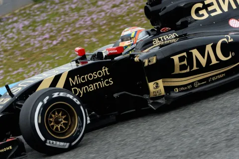 A day late on the track: Pastor Maldonado in the Lotus