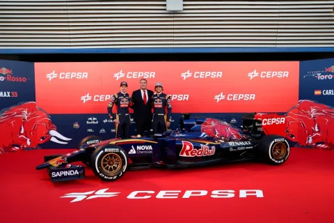 Also presented at Jerez: The new Toro Rosso with Max Verstappen and Carlos Sainz