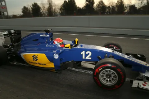 Exemplary: Sauber with easily recognizable start number