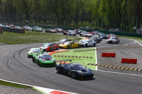 Start into the 2015 Blancpain Endurance season