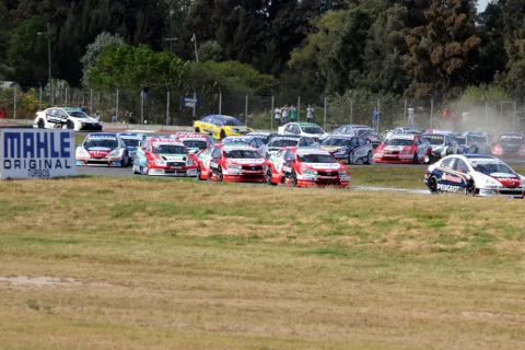 It is tight: Start in Roasrio