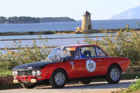 Alfa Romeo GTV bei Erice