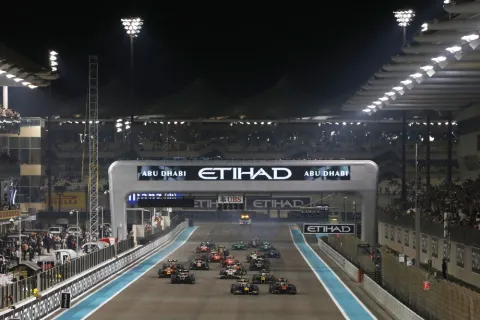 Start of the the last main race in 2015