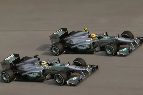 Mercedes GP drove for the first time with both cars in the top four