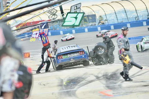 NASCAR Cup Series 2023: Fontana – Photo 11