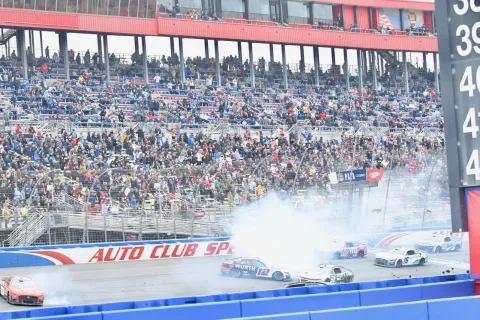 NASCAR Cup Series 2023: Fontana – Photo 15