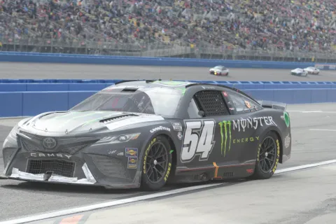 NASCAR Cup Series 2023: Fontana – Photo 18