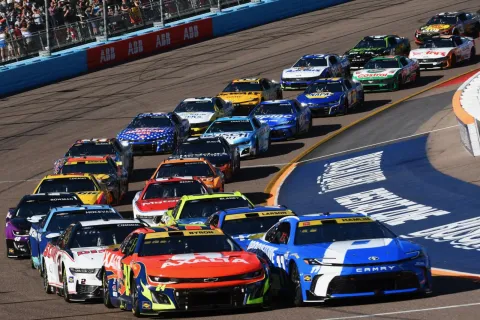 NASCAR Phoenix finale 2025 – Photo 6