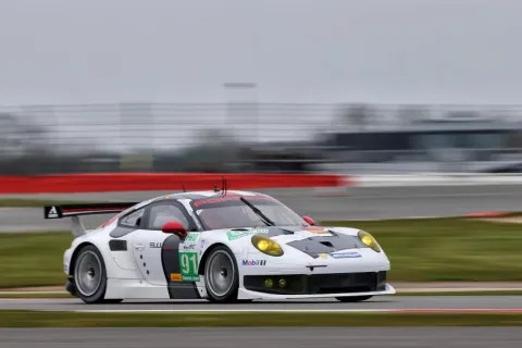 Debut: The new Porsche 911 GTE version