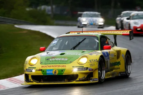 During the night on 2nd place, finally seventh: The SP7-Manthey Porsche