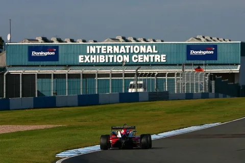 The season finale of the British F3 at Donington was cancelled.