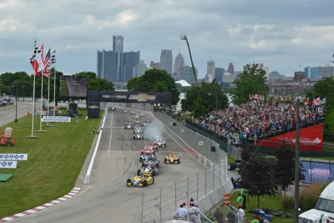 Detroit 2013: Start to race 2