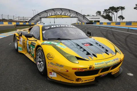 The only GT car with Dunlop tires: The JMW Ferrari