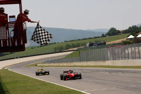 First at the flag, but no win again: Kevin Giovesi