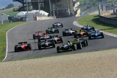 Start of Race 1: Auto GP at Mugello