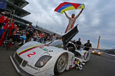 Win for Alex Popow and Ryan Dalziel