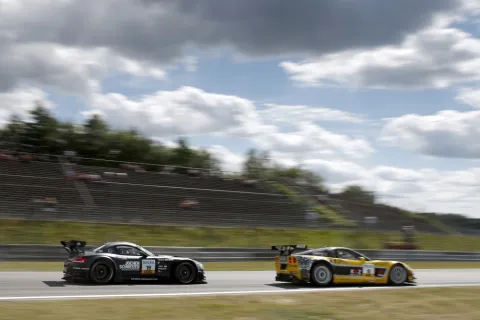 Fight for the win: Claudia Hürtgen chases Toni Seiler