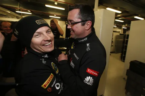 Joy with team boss Eric Boullier: Kimi after the Australian GP 2013