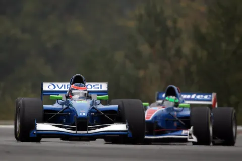 Roda and LaRocca: Thanks to reversed starting grid leading for some laps