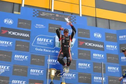 Joy on the podium: Rob Huff wins the last race in 2013
