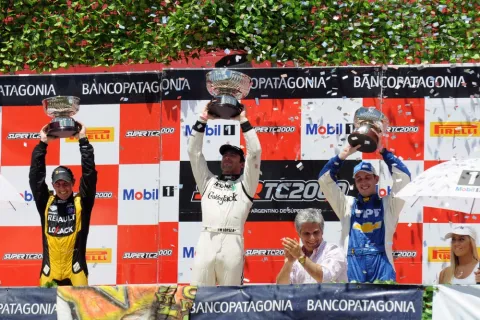 The final podium of the season 2013: Juan Manuel Lopez wins ahead Yannantuoni and Vivian