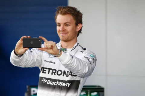 Nico Rosberg is now driving with number 6