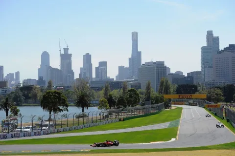 Albert Park with Melbourne skyline