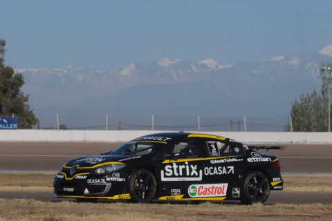 #3 Leonel Pernía – Ambrogio Racing – Renault Fluence II - Oreca Turbo