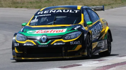 #1 Leonel Pernía – Ambrogio Racing – Renault Fluence II - Oreca Turbo