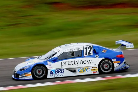 #12 Lucas Foresti – Bassani Racing – Peugeot 408 V8 – Stock Car Brasil 2014