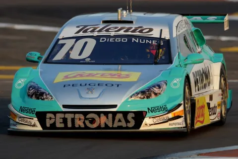 #70 Diego Nunes – Bassani Racing – Peugeot 408 V8 – Stock Car Brasil 2013