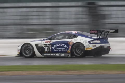 #107 Alex MacDowall – Beechdean Motorsport – Aston Martin Vantage GT3 V12 – Blancpain Endurance Series 2014