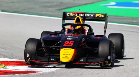 #25 Jonny Edgar – Carlin Motorsport – Dallara F3 2019 - Mecachrome – FIA Formula 3 Championship 2021