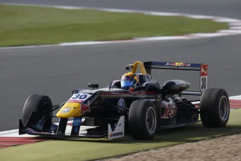 #30 Callum Ilott – Carlin Motorsport – Dallara F312 - Volkswagen – FIA European Formula 3 Championship 2015