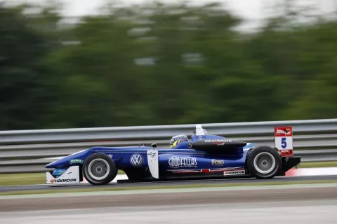 #5 Jordan King – Carlin Motorsport – Dallara F312 - Volkswagen – FIA European Formula 3 Championship 2014