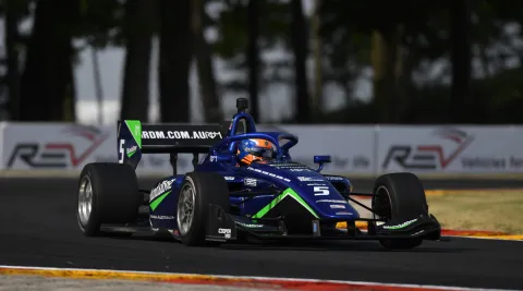#5 Alexander Peroni – Carlin Motorsport – Dallara IL15 - Mazda