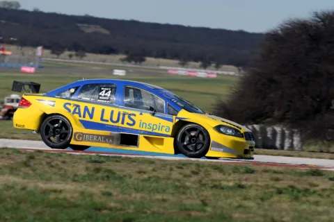 #44 Manuel Luque – Corsa Racing – Fiat Linea RPE V8 – Argentinian Super TC 2015