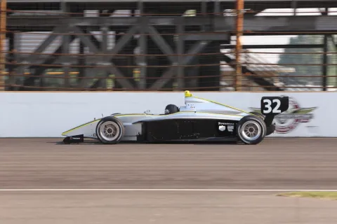 #32 Brandon Wagner – Davey Hamilton Racing – Dallara IP2 - Infiniti – IRL Indy Lights 2010