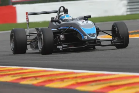 #77 Marko Asmer – Double R Racing – Dallara F308 - AMG Mercedes – British Formula 3 Championship 2011