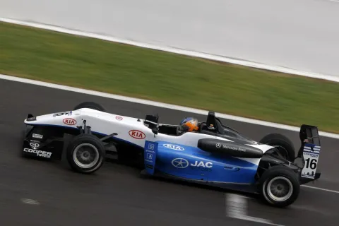 #16 Tatiana Calderon – Double R Racing – Dallara F312 - AMG Mercedes – British Formula 3 Championship 2013