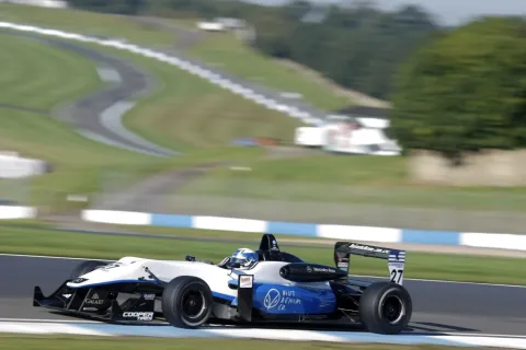 #27 Rupert Svendsen-Cook – Double R Racing – Dallara F312 - AMG Mercedes – British Formula 3 Championship 2012