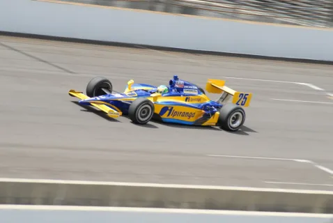 #23/25/24 Ana Beatriz de Figueiredo – Dreyer & Reinbold Racing – Dallara IR-05 - Honda – IRL IndyCar Series 2010